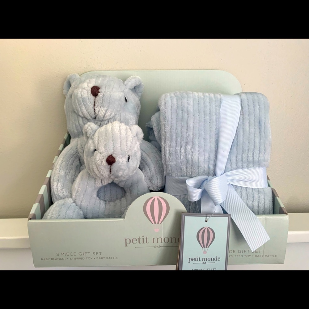 Petit Monde gift set
